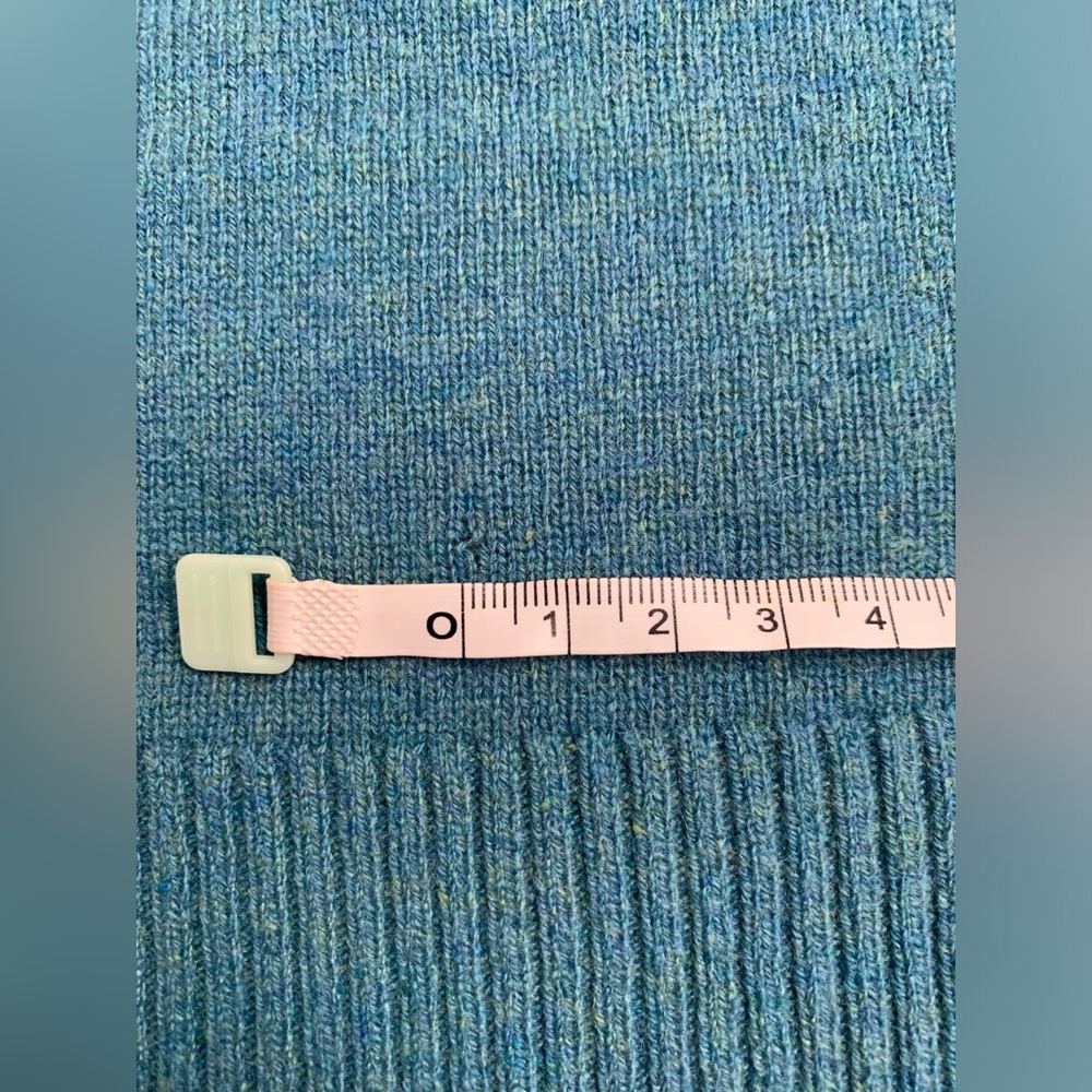 L.L. Bean women’s classic cashmere sweater relaxed mock neck size L - Picture 9 of 11